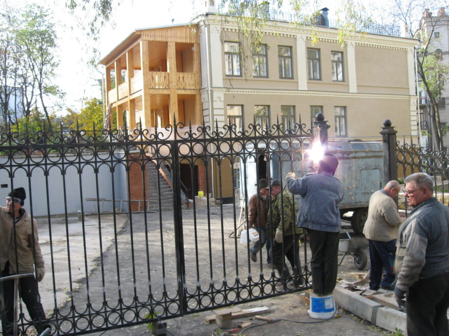 ДІМ ГРУШЕВСЬКИХ: МУЗЕЄФІКАЦІЯ